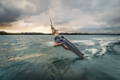 Carved Kiteboard Imperator 7 2023 -Günstiges Board Neo Geschäft CARVED Imperator 7 JPDX7512 c Lutz Englert 35 jpg