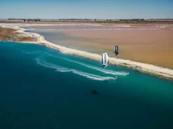 Core Tubekite Nexus 3 White/black 2022 12 Core Tubekite Nexus 3 White/black 2022 -Günstiges Board Neo Geschäft CORE Kiteboarding Nexus3 20220128 Inspire pic 00023 2000px 72dpi 53 jpg