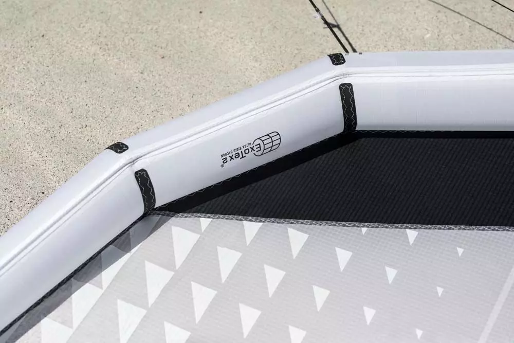 Core Tubekite Nexus 3 White/black 2022 8 Core Tubekite Nexus 3 White/black 2022 – Bild 8