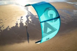 Gaastra Tubekite IQ C2 Light Blue 2022 -Günstiges Board Neo Geschäft DJI 0228 JamieHancock 10 jpg