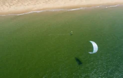 Duotone Tubekite Juice C30:coral/heron 2023 15 Duotone Tubekite Juice C30:coral/heron 2023 -Günstiges Board Neo Geschäft Juice Duotone Kiteboarding Reno Romeu Kenya by TB v3 4 jpg