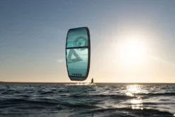 Gaastra Tubekite Spark C2 Light Blue 2022 -Günstiges Board Neo Geschäft P1065442 JamieHancock 17 jpg