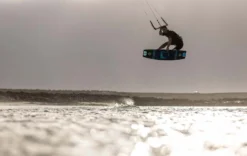 Duotone Kiteboard Select 2022 -Günstiges Board Neo Geschäft Select Duotone Kiteboarding action pics3 11 jpg