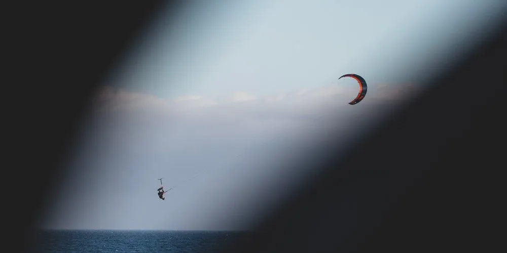 F-One Tubekite TRIGGER B - ABYSS / FLAME 2023 10 F-One Tubekite TRIGGER B - ABYSS / FLAME 2023 – Bild 10