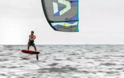 Duotone Tubekite Evo SLS C08:vanilla 2023 -Günstiges Board Neo Geschäft Website DTK Duotone Evo SLS RenoRomeu NewCaledonia 2023 TobyBromwich 3776 22 jpg